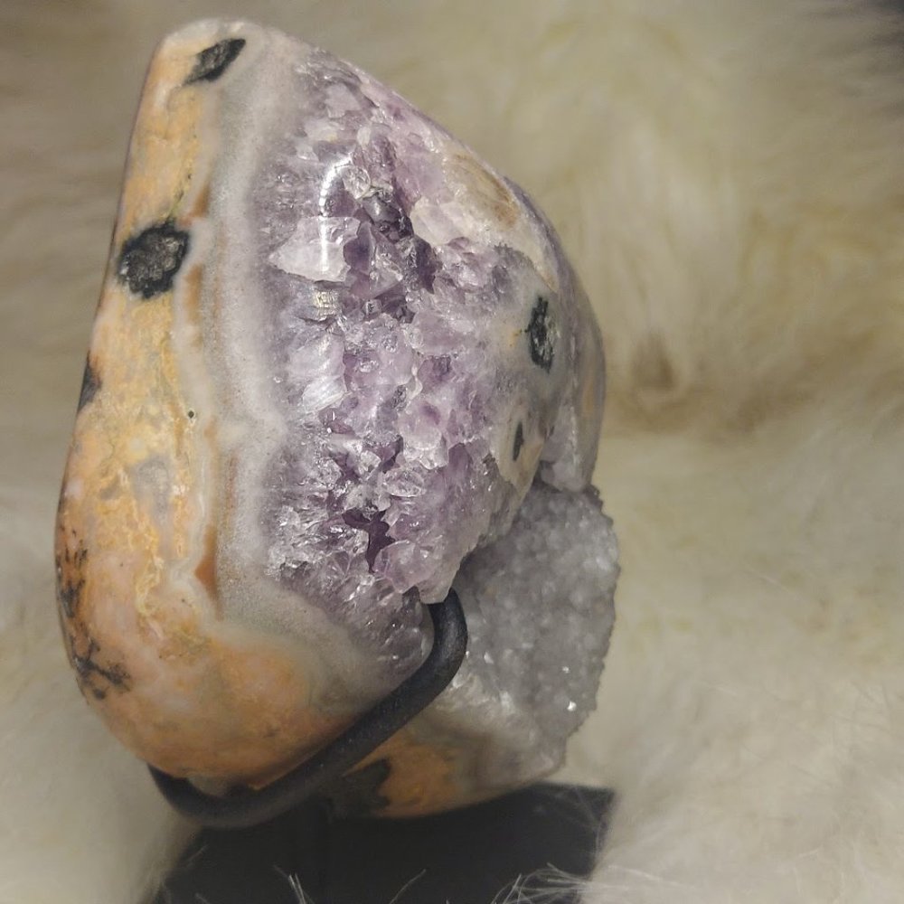 Amethyst Healing Crystal Spiritual Angelic - Picture 3 of 4
